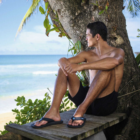 Ki'i - Lava Rock / Bold Blue