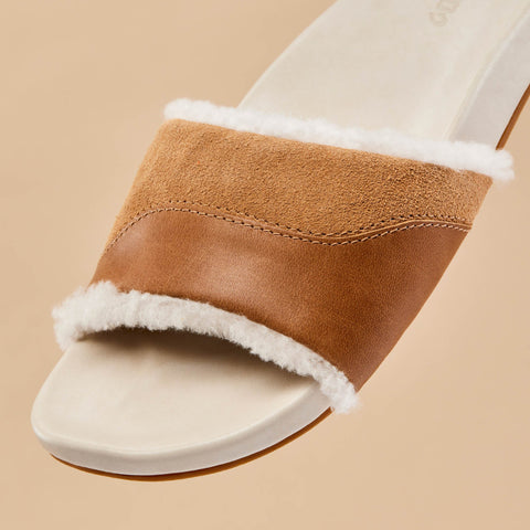 Hō'ala Slide - Tan / Puka