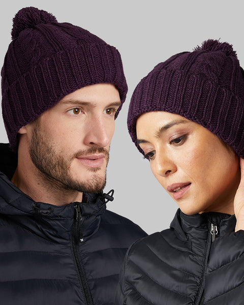 CABLE KNIT POM BEANIE