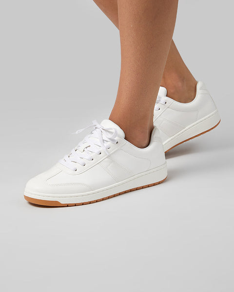 WOMEN'S EVERYDAY SNEAKERS