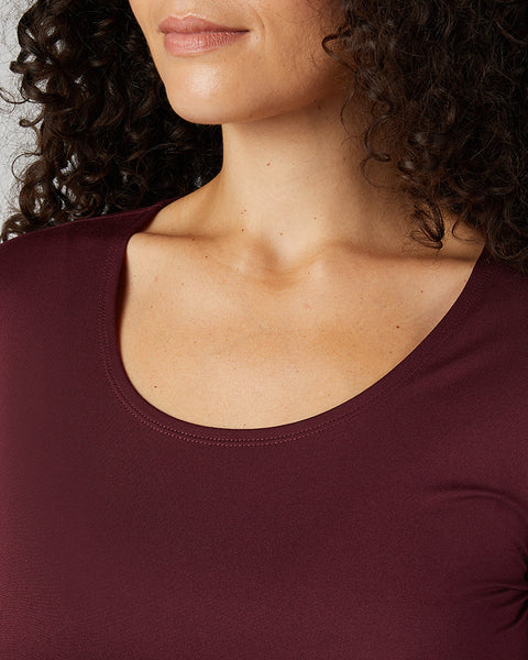 WOMEN'S LIGHTWEIGHT BASELAYER SCOOP TOP