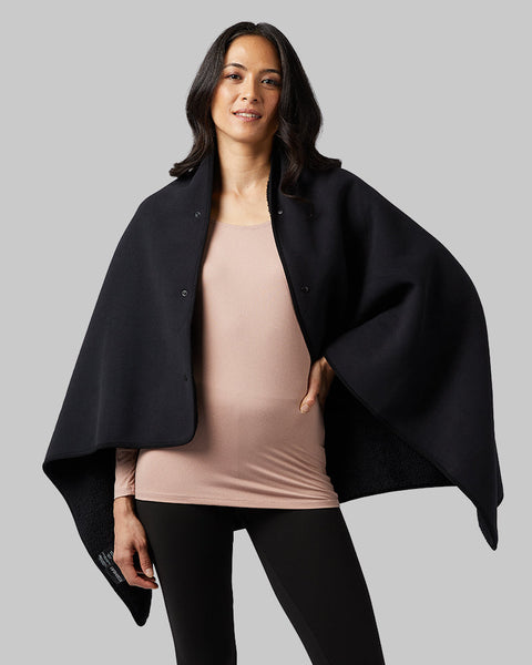 WOMEN'S FLEECE-LINED SHERPA WEARABLE BLANKET