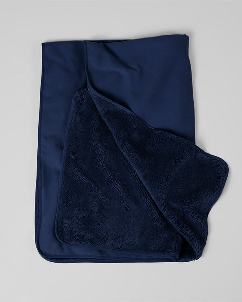 WOMEN'S FLEECE-LINED SHERPA WEARABLE BLANKET