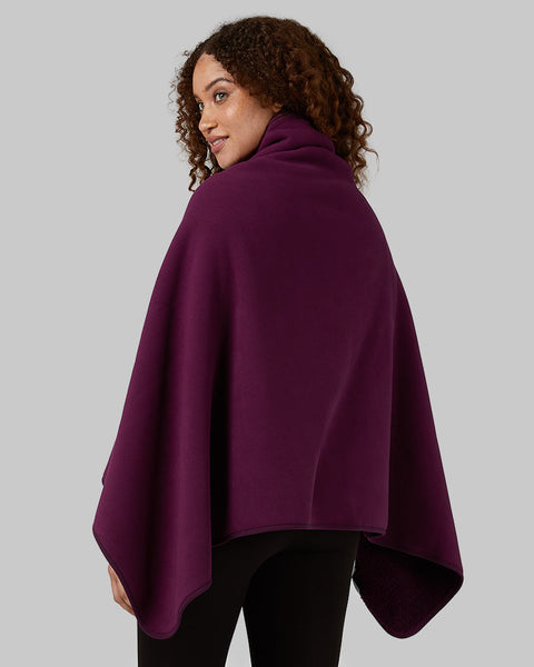 WOMEN'S FLEECE-LINED SHERPA WEARABLE BLANKET