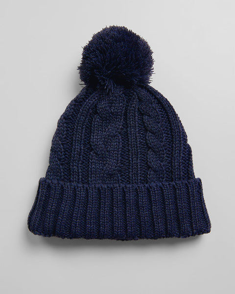 CABLE KNIT POM BEANIE